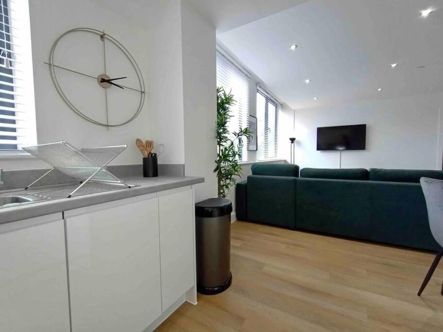 マンチェスターLuxury 2 Bed 2 Bath Flat Near Old Traffordアパートメント エクステリア 写真