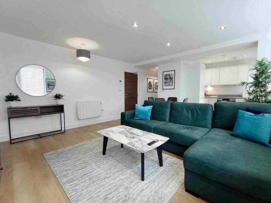 マンチェスターLuxury 2 Bed 2 Bath Flat Near Old Traffordアパートメント エクステリア 写真